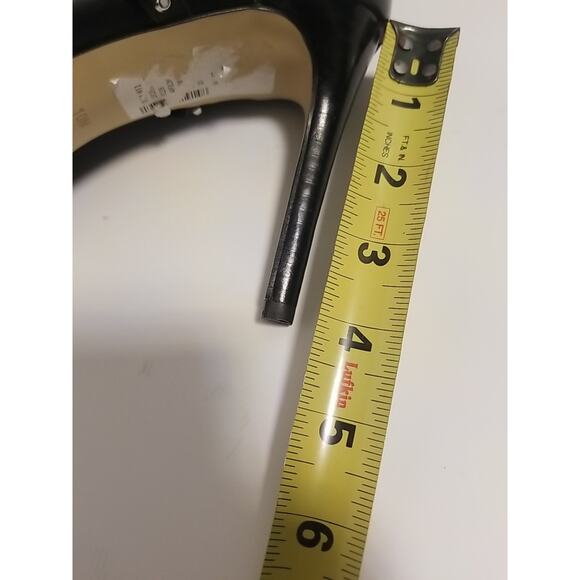 Michael Kors Jeannie 3.75" Heel Studded Ankle Wrap Pump Black 10M - Picture 8 of 10